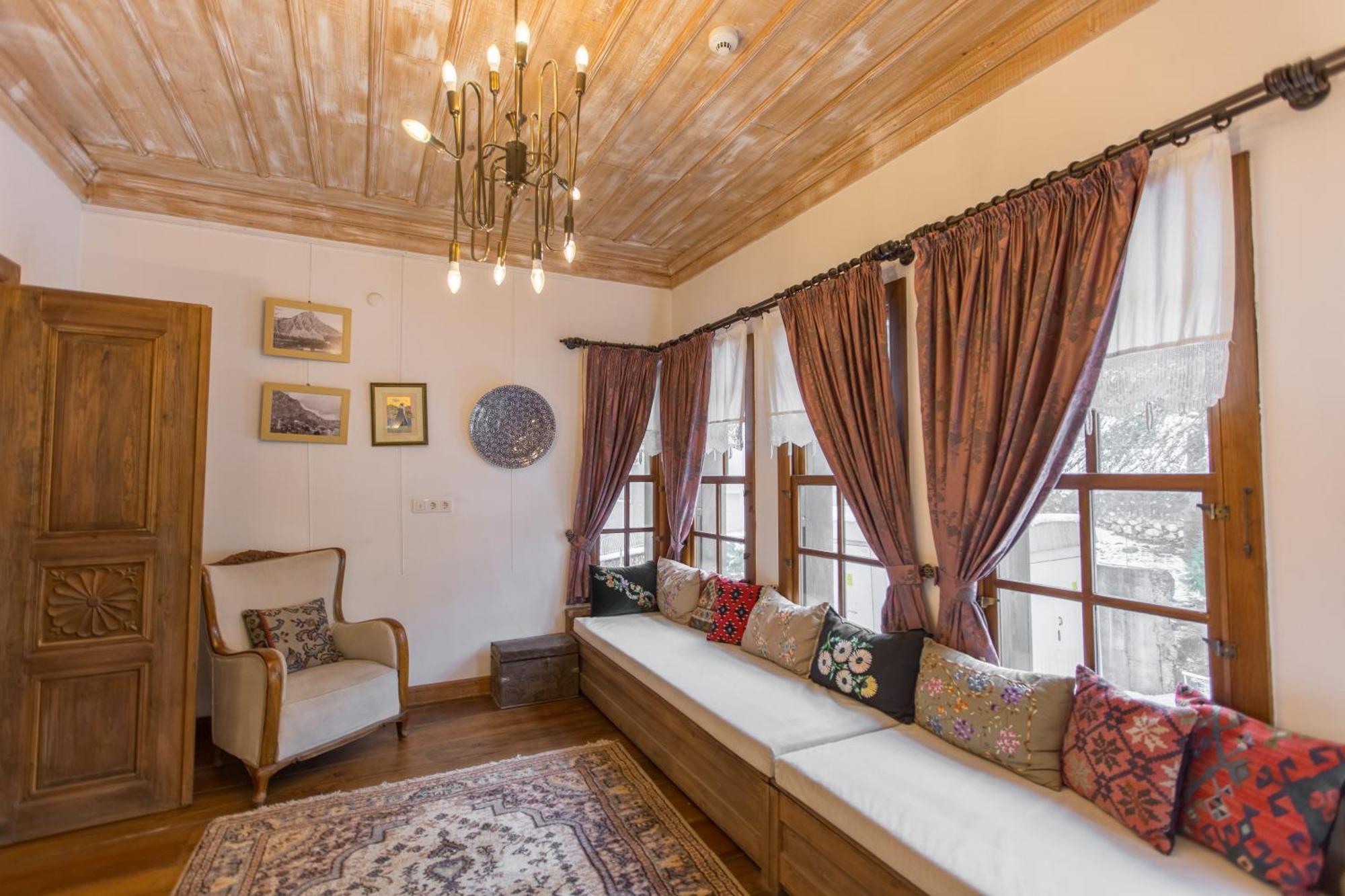Isparta Historical Mansion Eskiciler Konagi - Cittaslow Egirdir Zewnętrze zdjęcie